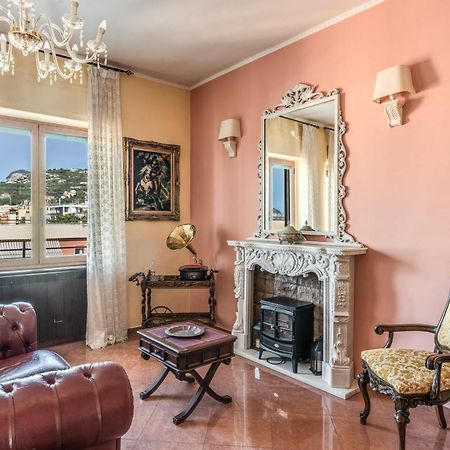 La Musica In The Heart Of Sorrento, 100 M From Station Exterior foto